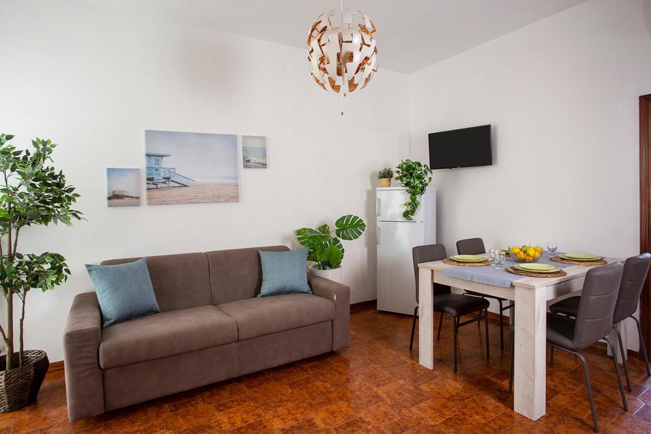 Appartamenti Villa Miramare Ρίμινι Εξωτερικό φωτογραφία