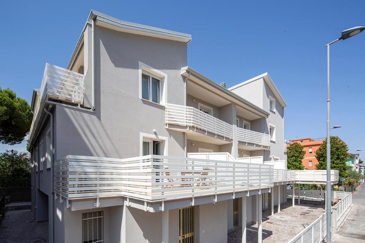 Appartamenti Villa Miramare Ρίμινι Εξωτερικό φωτογραφία