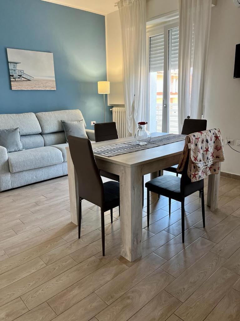 Appartamenti Villa Miramare Ρίμινι Εξωτερικό φωτογραφία